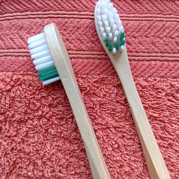 Brosse à dents en bois - Adulte